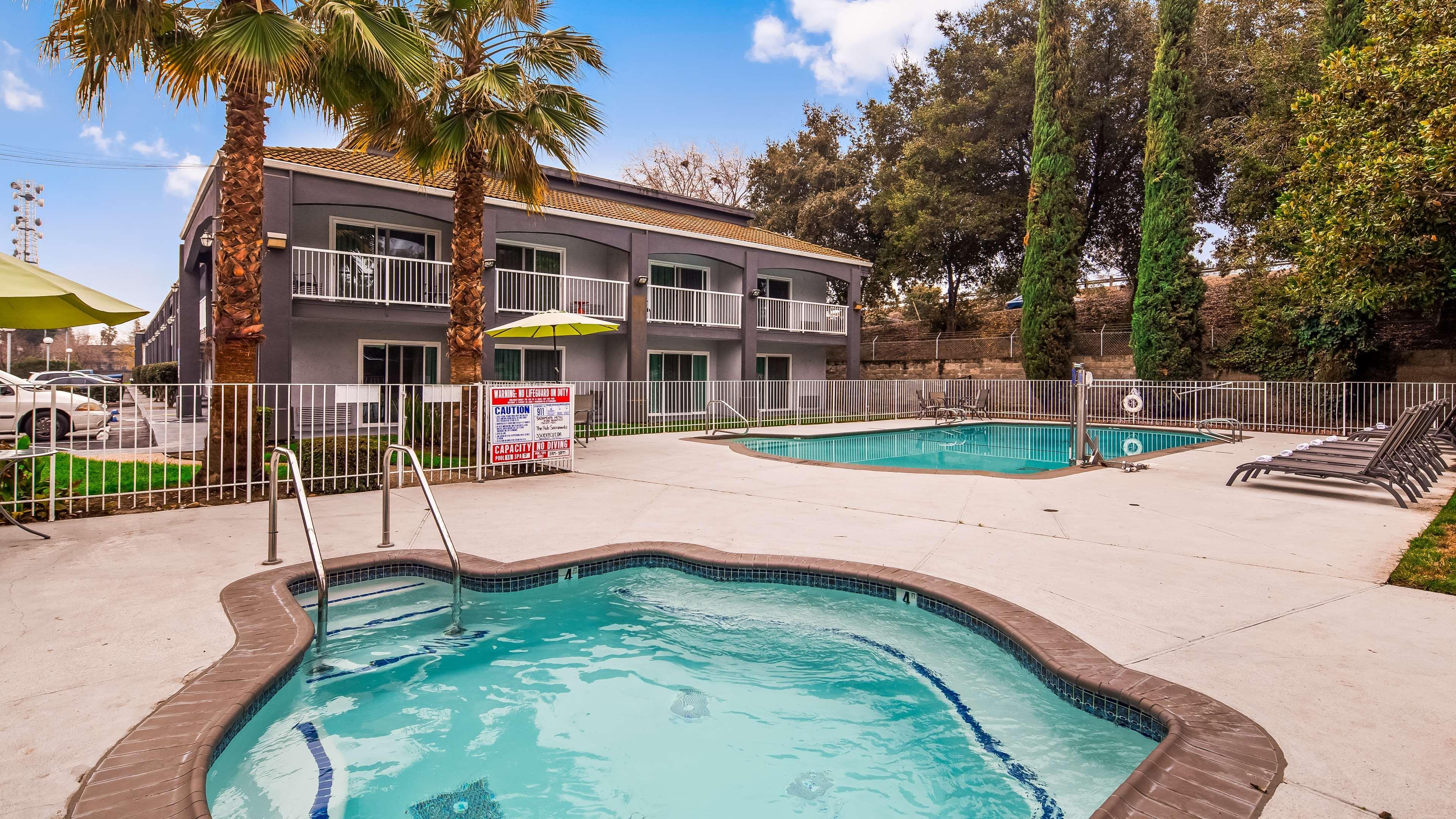 Comfort Inn & Suites Harrisburg-Hershey North Εξωτερικό φωτογραφία