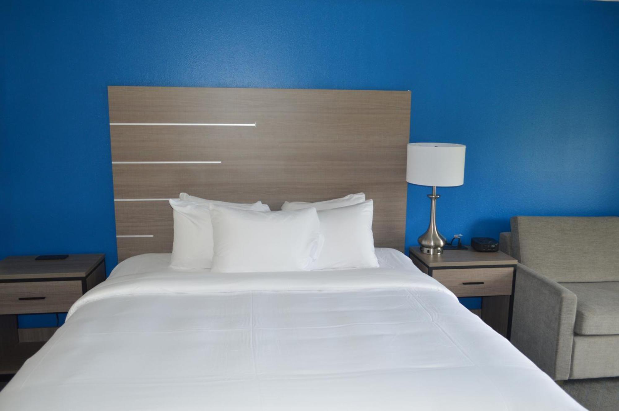 Comfort Inn & Suites Harrisburg-Hershey North Εξωτερικό φωτογραφία