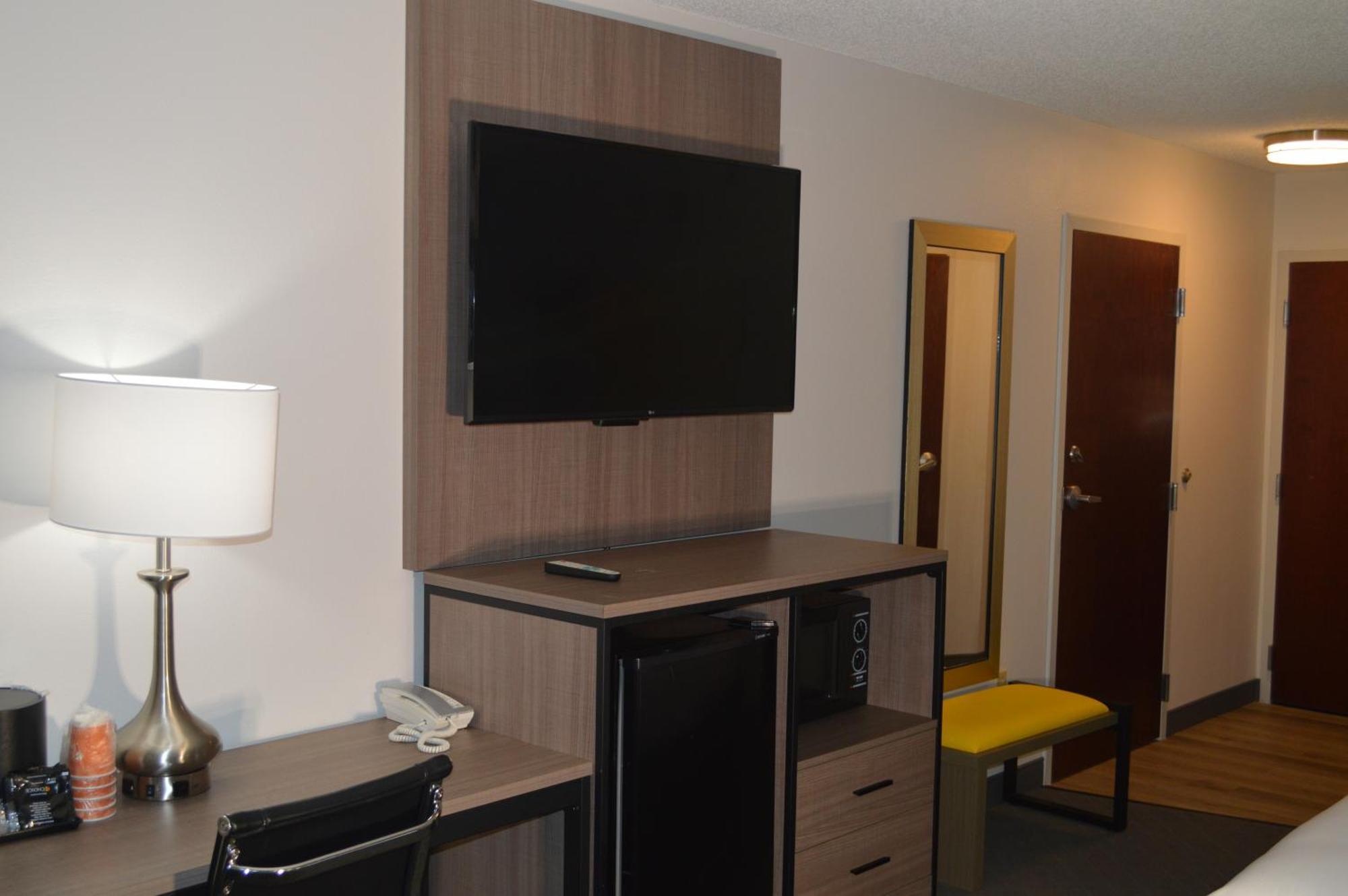 Comfort Inn & Suites Harrisburg-Hershey North Εξωτερικό φωτογραφία