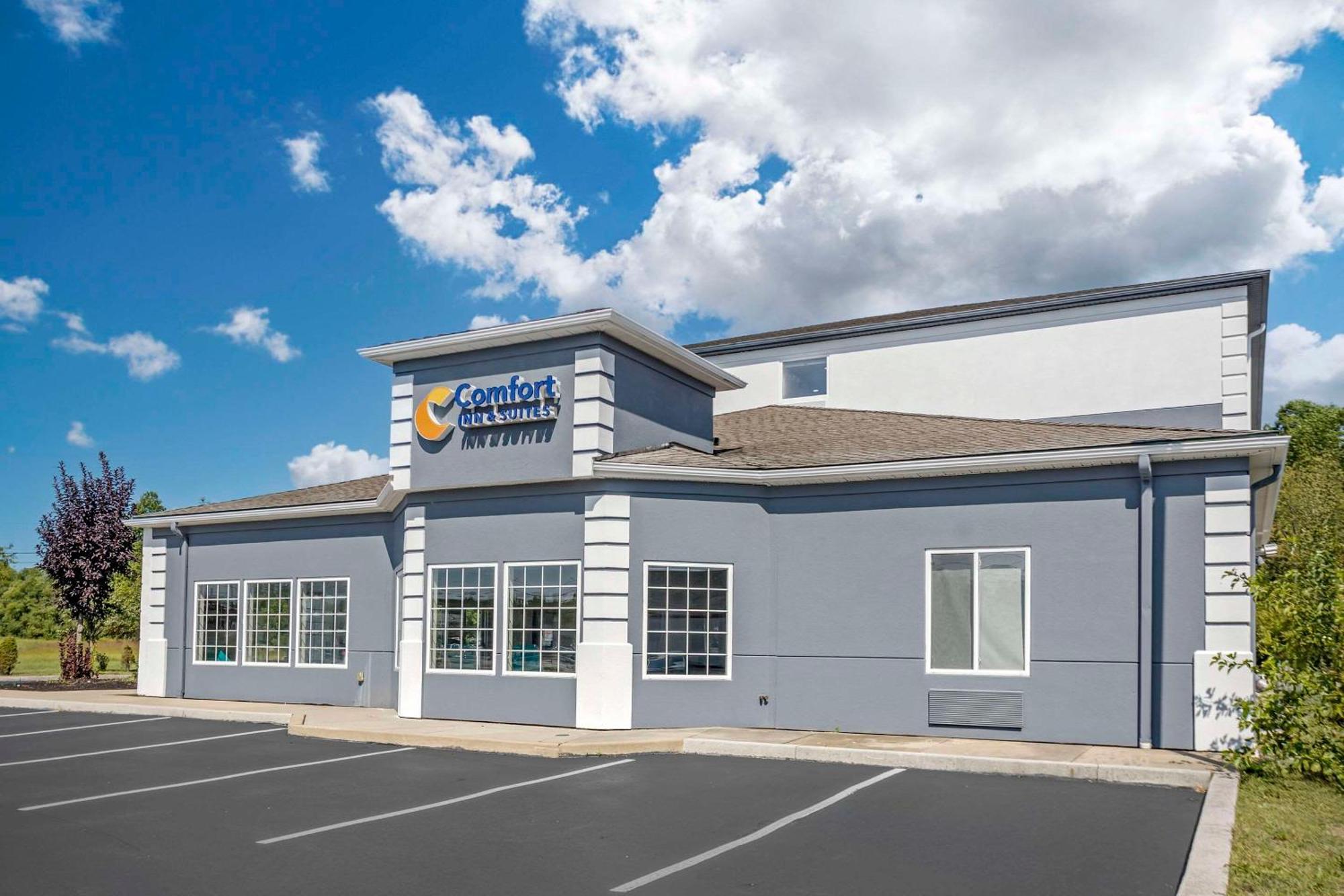 Comfort Inn & Suites Harrisburg-Hershey North Εξωτερικό φωτογραφία