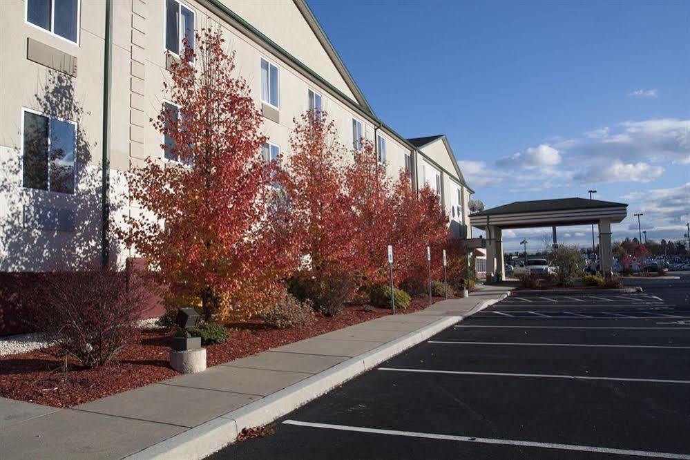 Comfort Inn & Suites Harrisburg-Hershey North Εξωτερικό φωτογραφία
